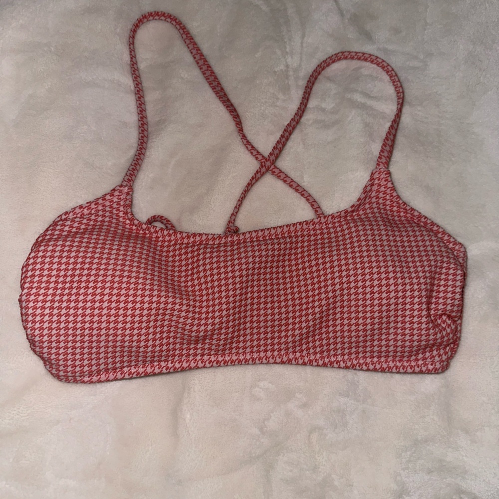 Red print bikini top